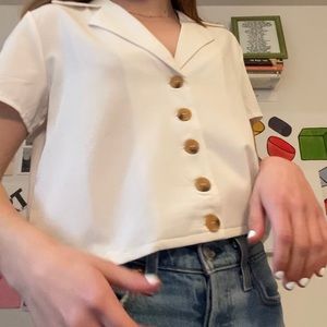 White collared top🐮🐰